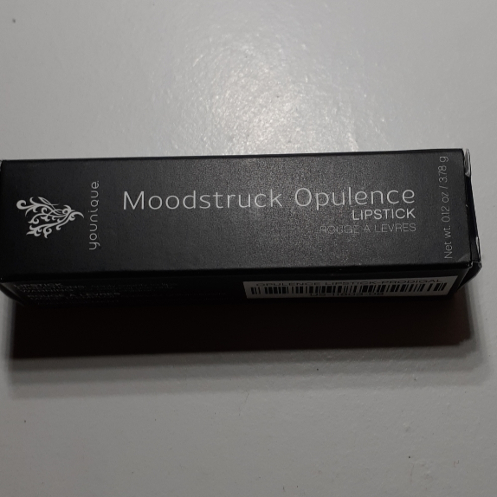 Younique Moodstruck Opulence Lipstick